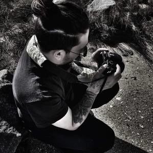 Meet your Posher, Adam